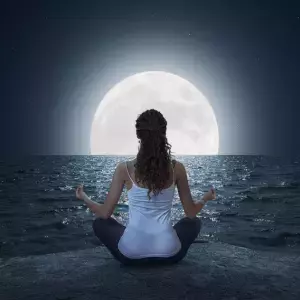 Pratiquer un rituel de manifestation à la pleine lune