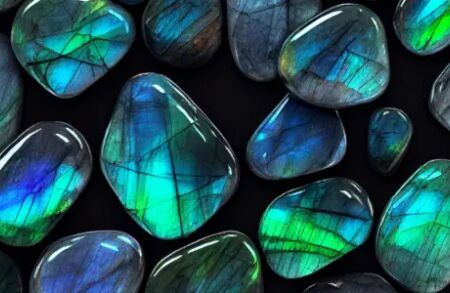 Labradorite : La protection émotionnelle