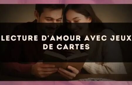 Lecture d'amour avec jeux de cartes