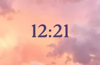 L'heure miroir inversée 12h21 : message et signification