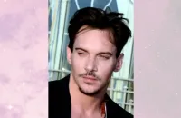 Thème Astral Jonathan Rhys Meyers