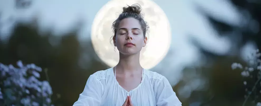 5 rituels de pleine lune pour manifester vos désirs